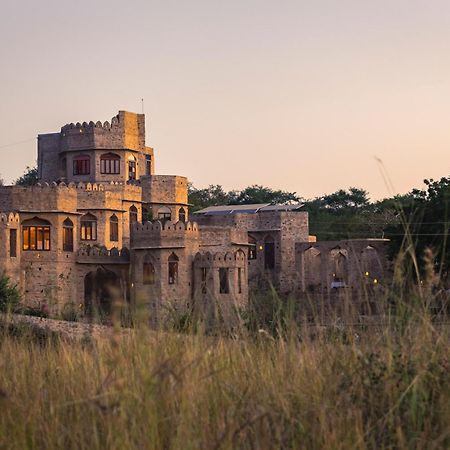 Manmatha A Luxury Retreat Bed and Breakfast Udaipur Exterior foto