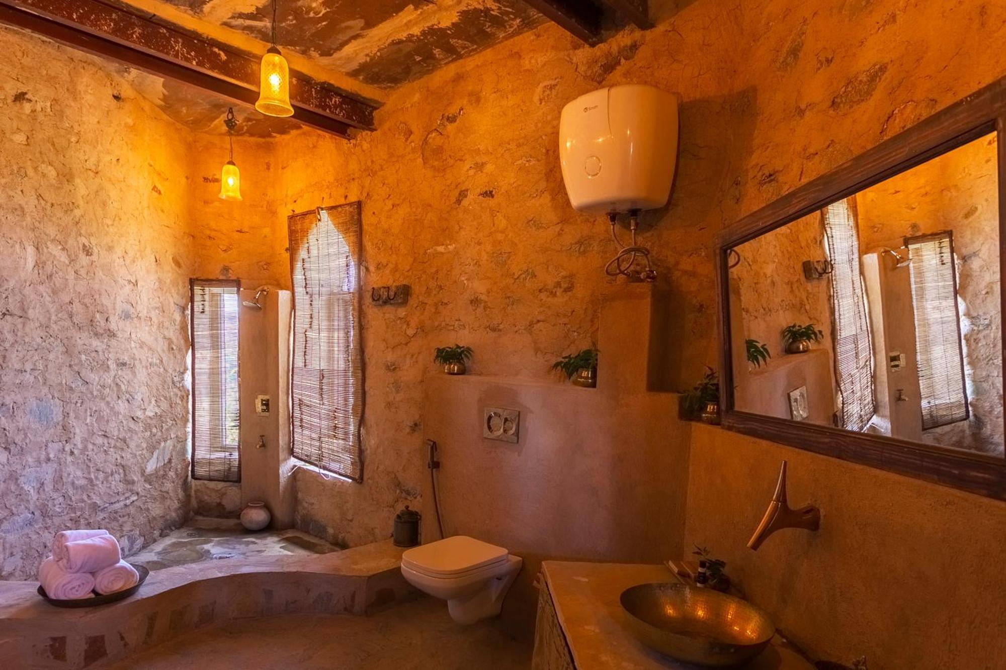 Manmatha A Luxury Retreat Bed and Breakfast Udaipur Exterior foto