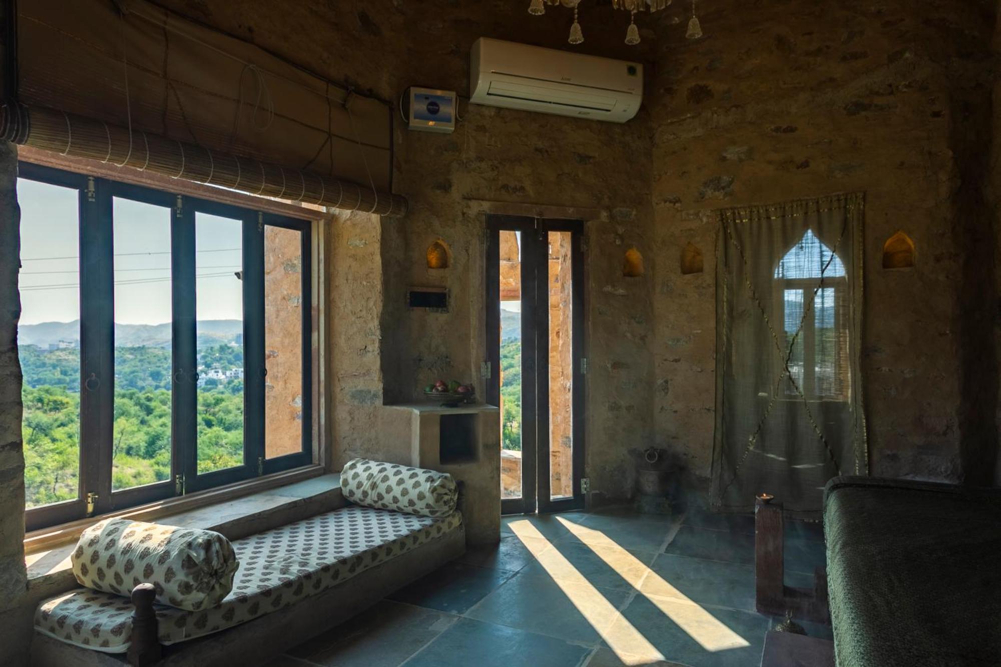 Manmatha A Luxury Retreat Bed and Breakfast Udaipur Exterior foto