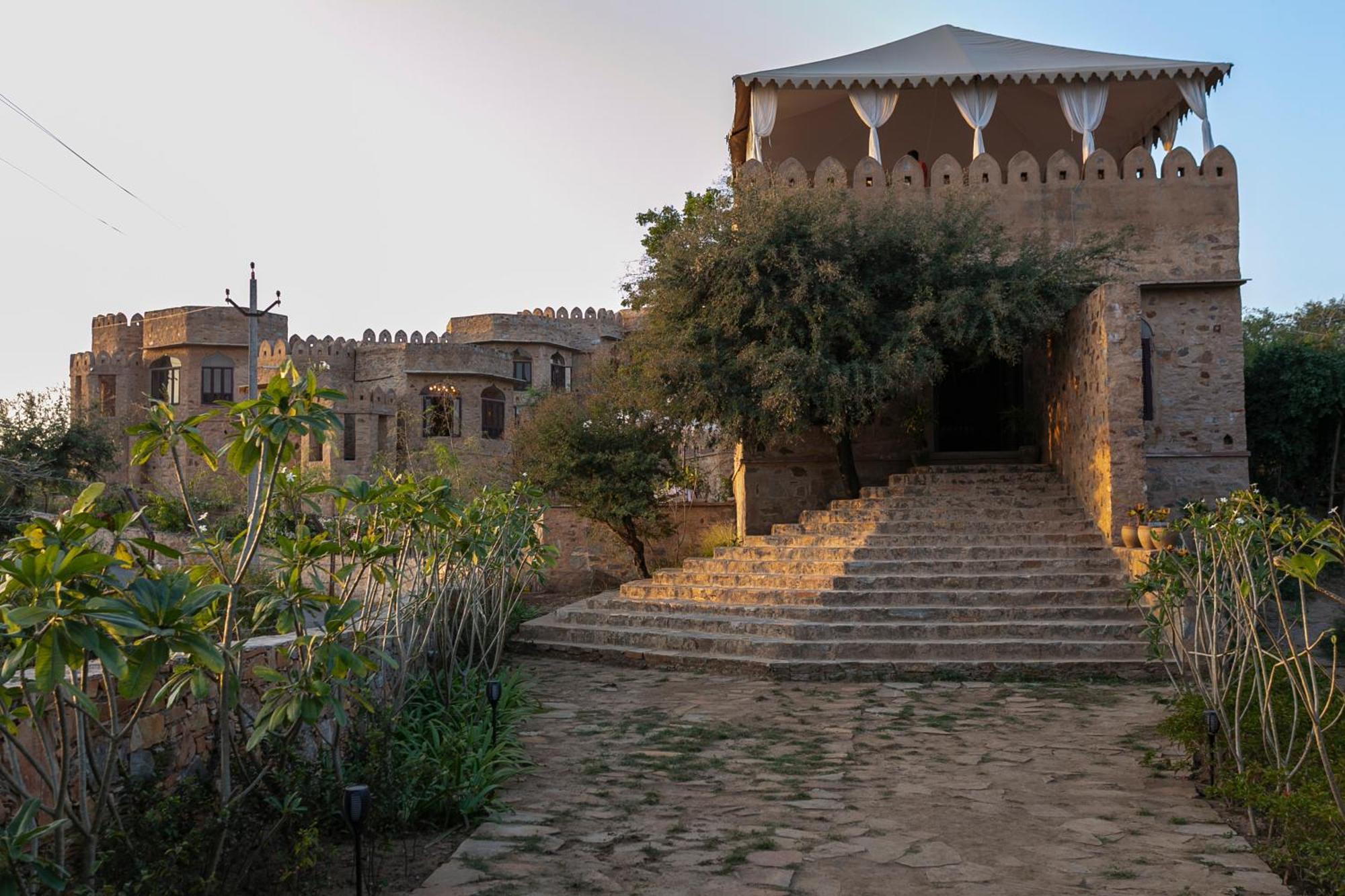 Manmatha A Luxury Retreat Bed and Breakfast Udaipur Exterior foto
